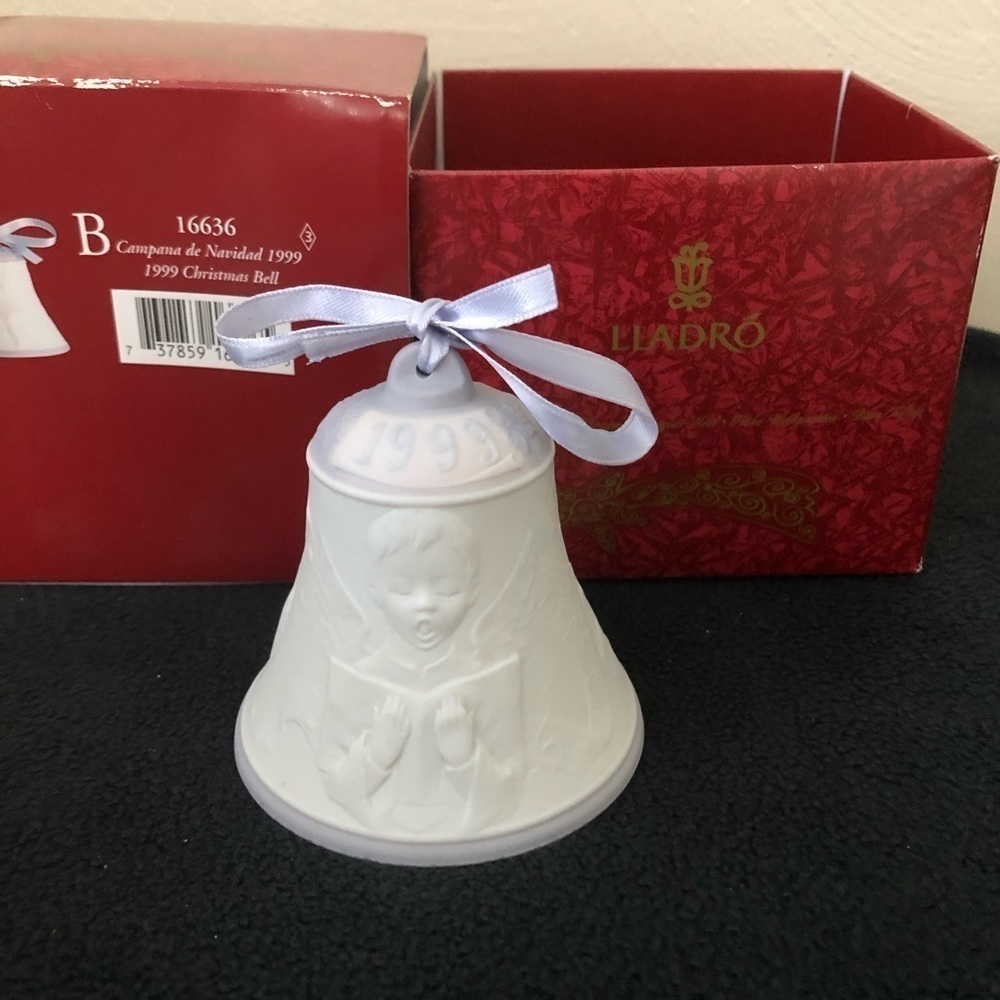 Lladro 1999 Christmas Bell, New in Box